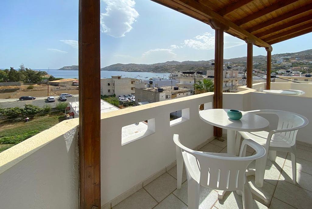 Alexander House Hotel Agia Pelagia  Exterior foto