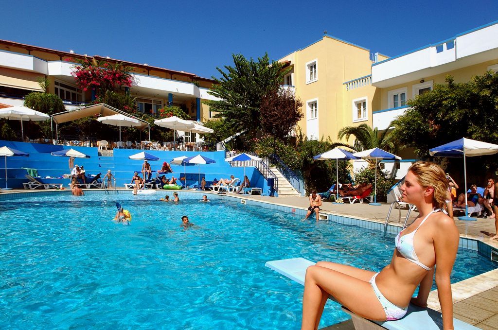 Alexander House Hotel Agia Pelagia  Exterior foto