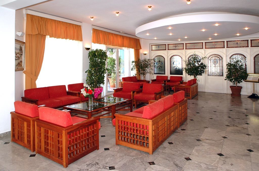 Alexander House Hotel Agia Pelagia  Exterior foto
