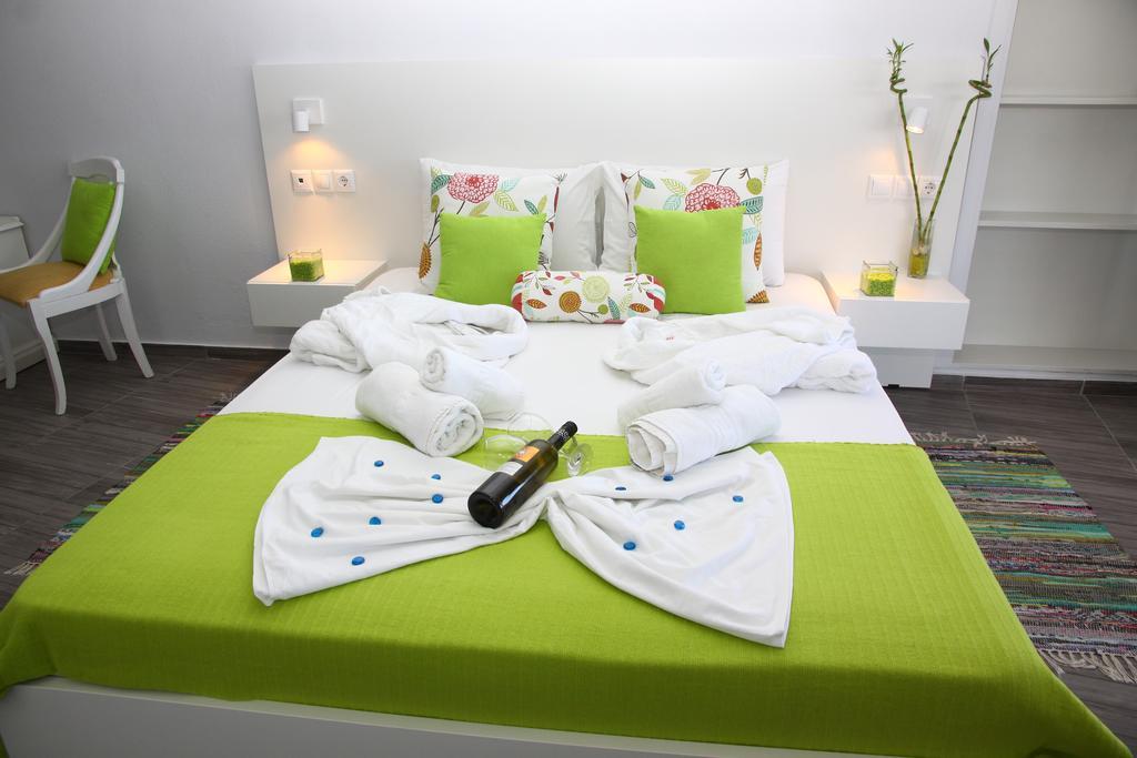 Alexander House Hotel Agia Pelagia  Exterior foto