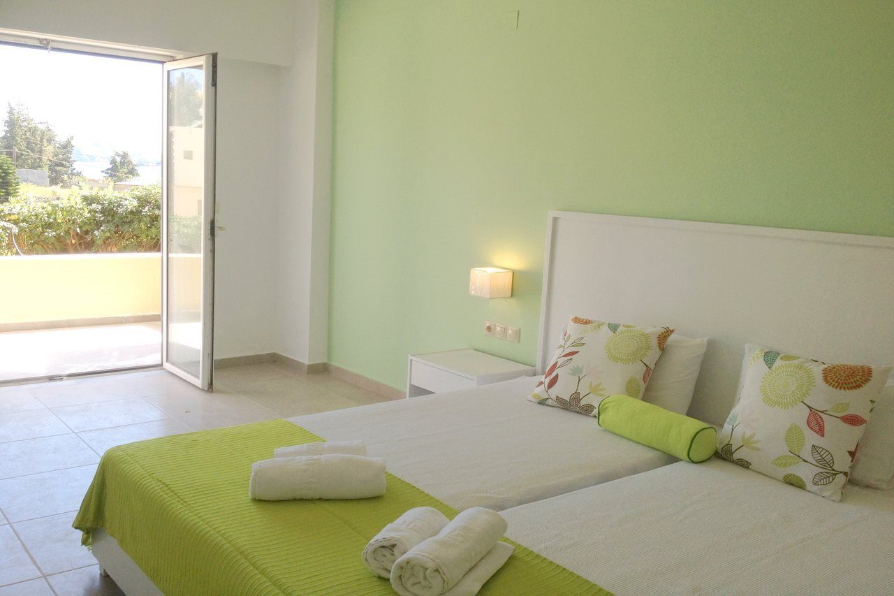 Alexander House Hotel Agia Pelagia  Exterior foto