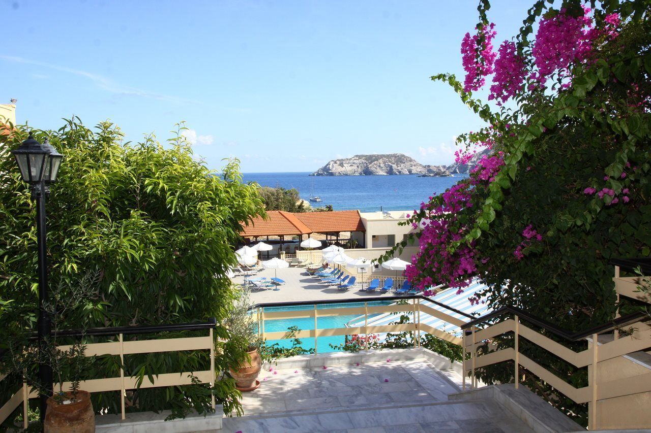 Alexander House Hotel Agia Pelagia  Exterior foto